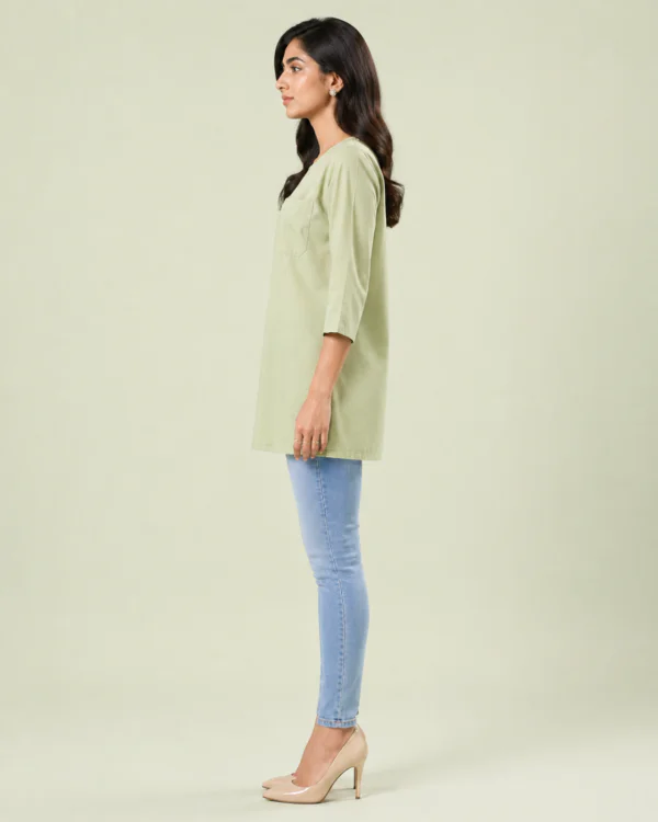 elrare sage green pocket top side view