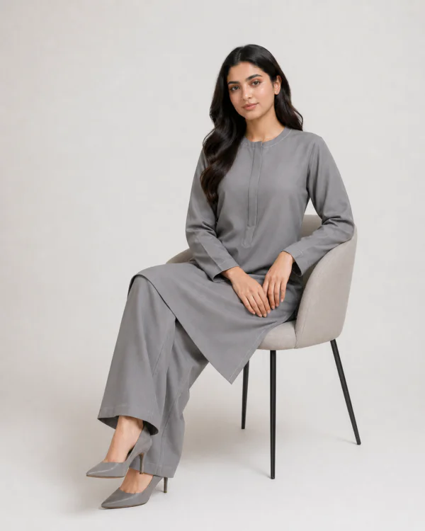 elrare steel grey minimal coords seated