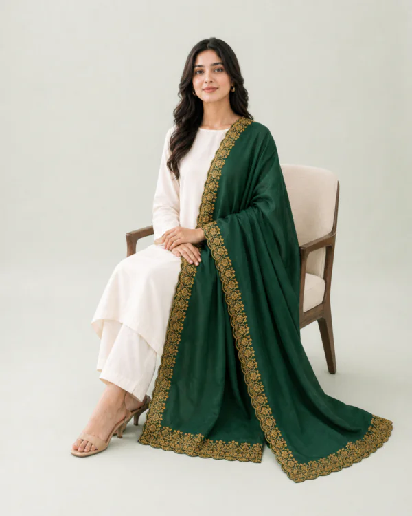 elrare forest green gold floral dupatta seated