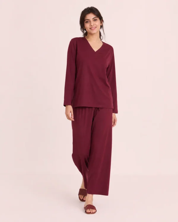 elrare burgundy solid lounge front view