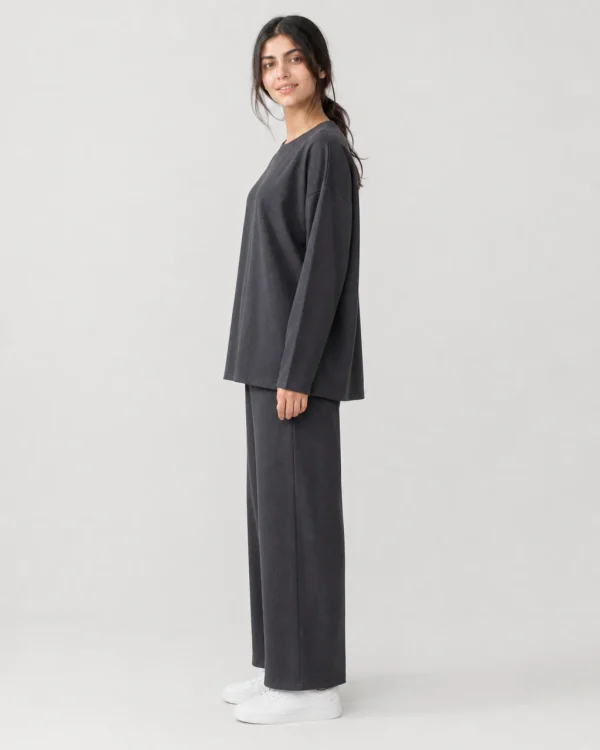 elrare charcoal solid lounge side view