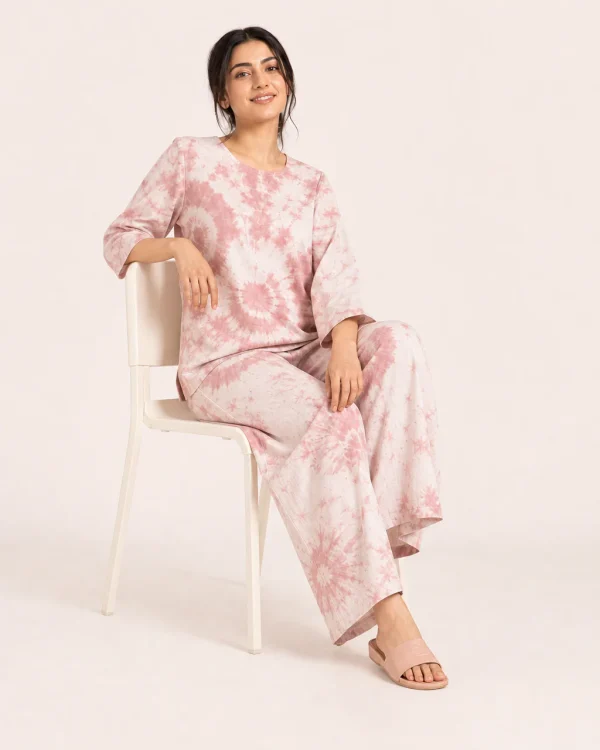 elrare dusty rose shibori lounge seated