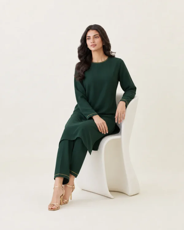 elrare forest green brass line coords seated
