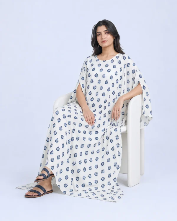 elrare ivory indigo block kaftan seated