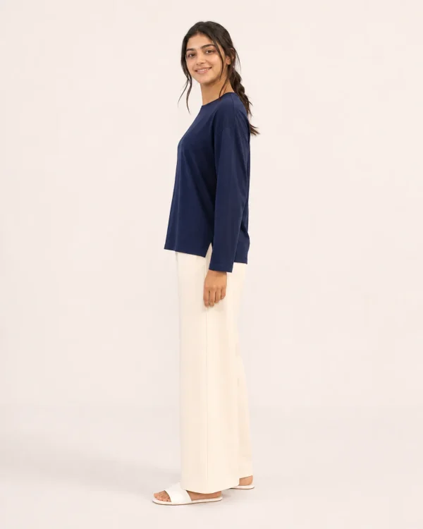 elrare navy cream contrast lounge side view