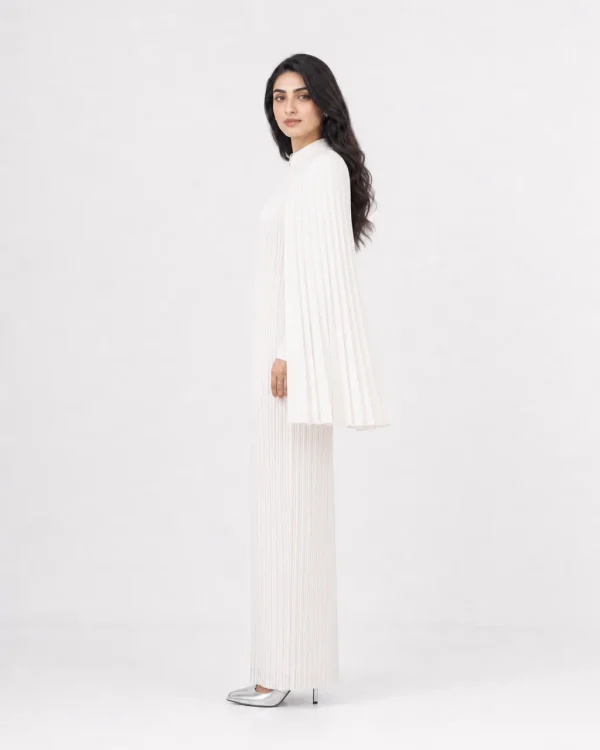 elrare platinum pleat cape exclusive side view
