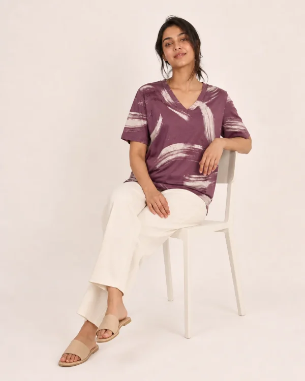 elrare plum abstract brush lounge seated