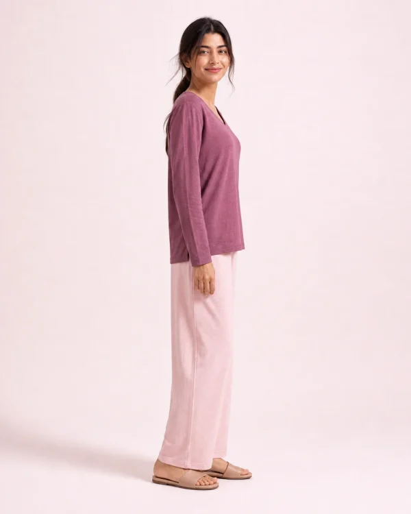elrare plum blush contrast lounge side view