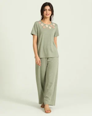 elrare sage applique lounge front view