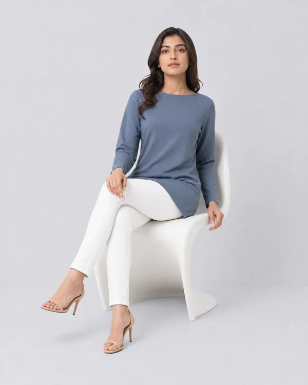 elrare slate blue top seated