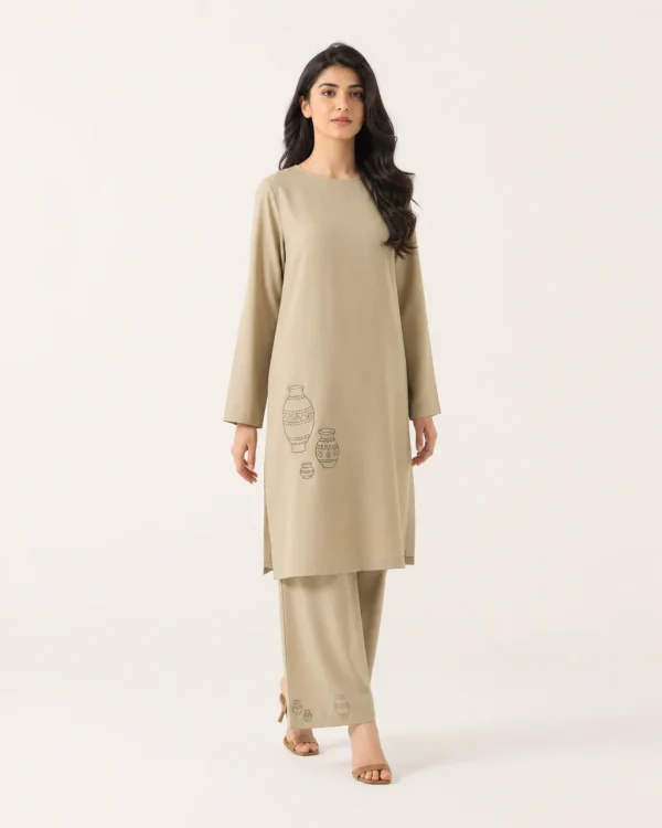 elrare soft khaki olive vessel coords front view