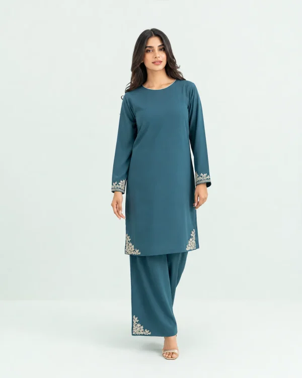 elrare teal ivory resham corner coords front view