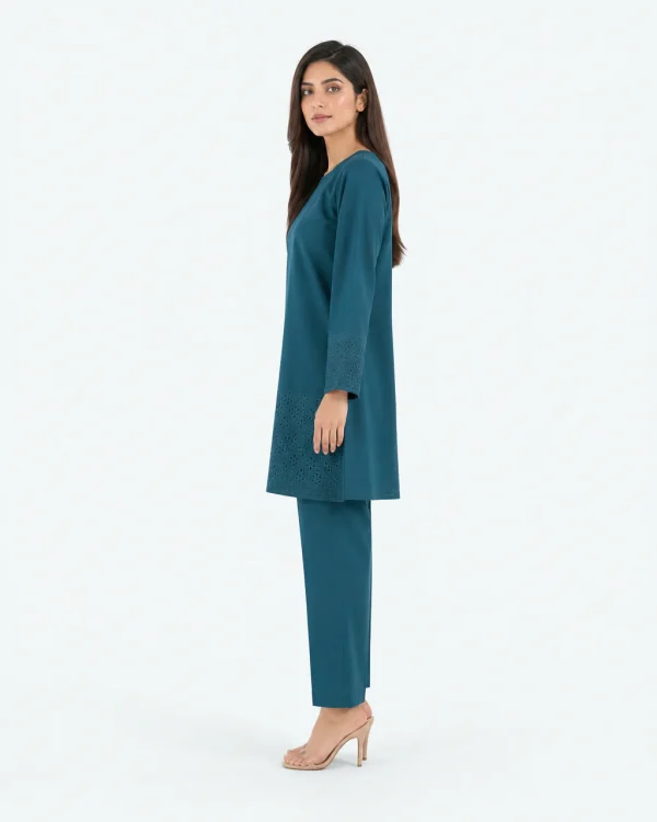 elrare teal tonal schiffli coords side view