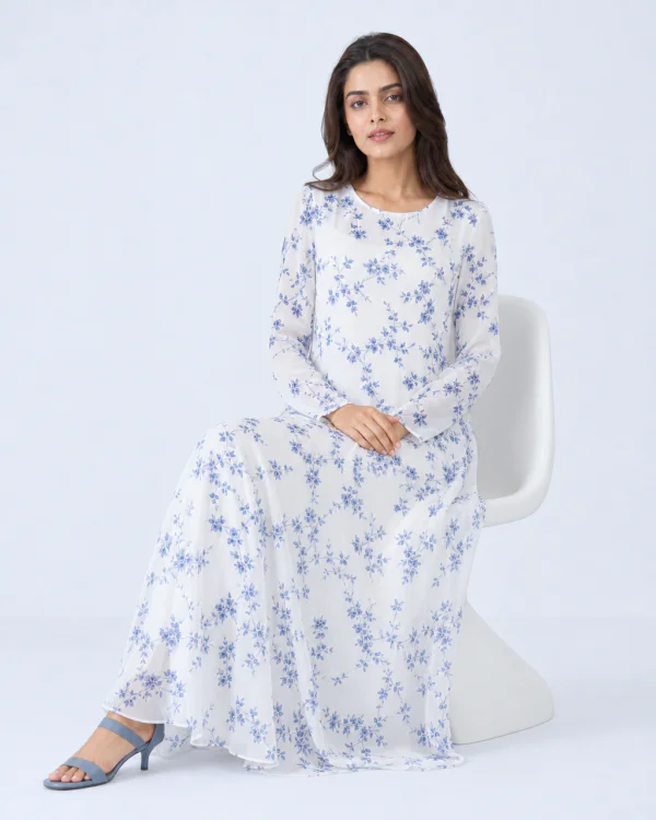 elrare white blue china maxi seated